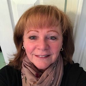 Meet your Posher, Lucy